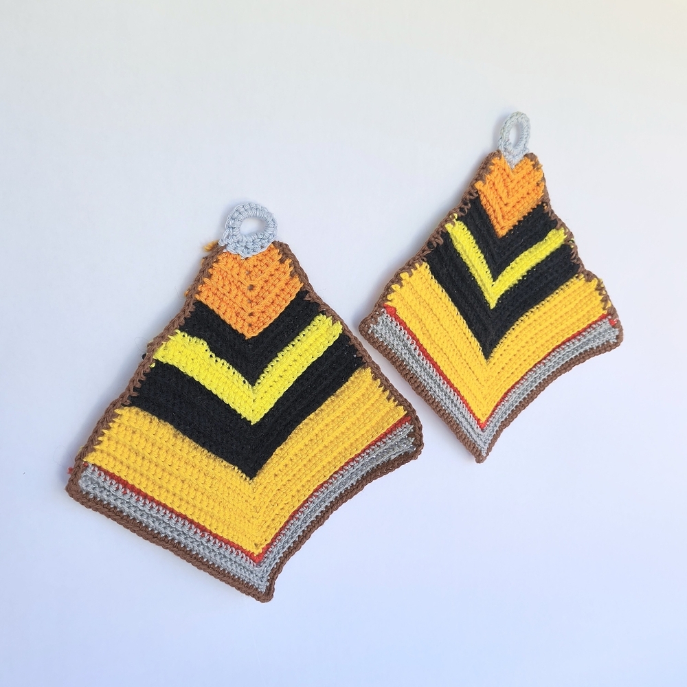 VINTAGE | Handmade Knitted Crochet Yellow & Black Kitchen Pot Holders Set Of 2